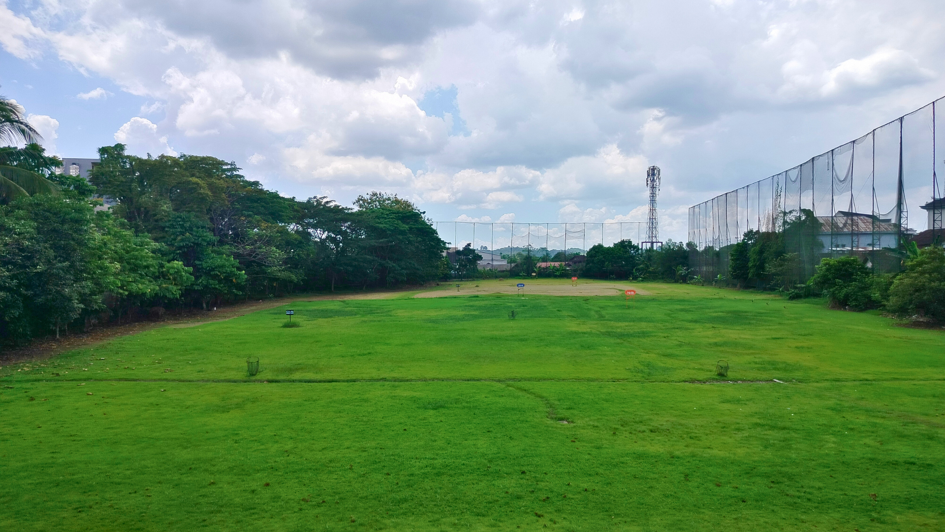 Galeri Big Golf Driving Range - galeri-5.png